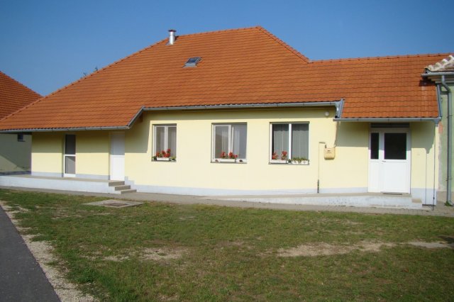 in00045